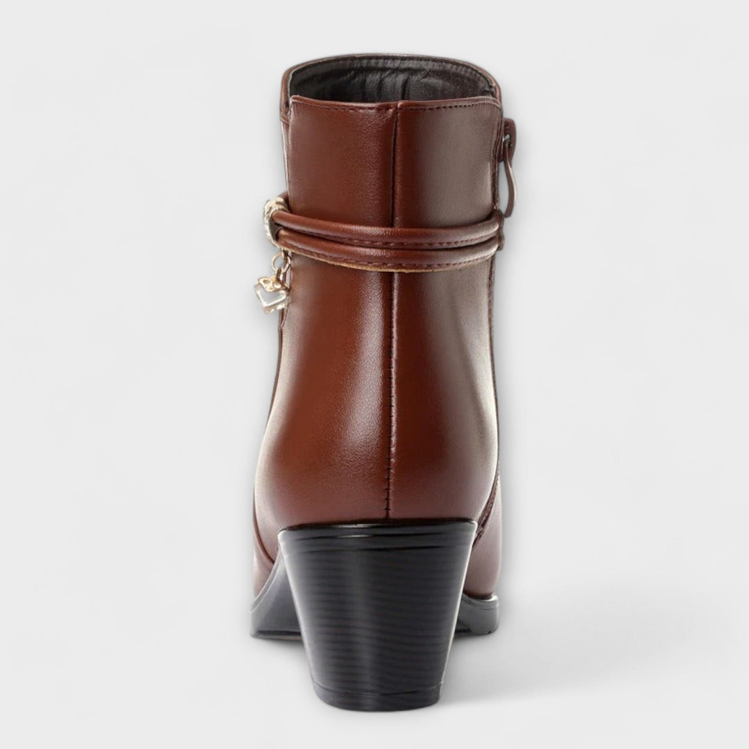 Freda - Elegant Winter Boots
