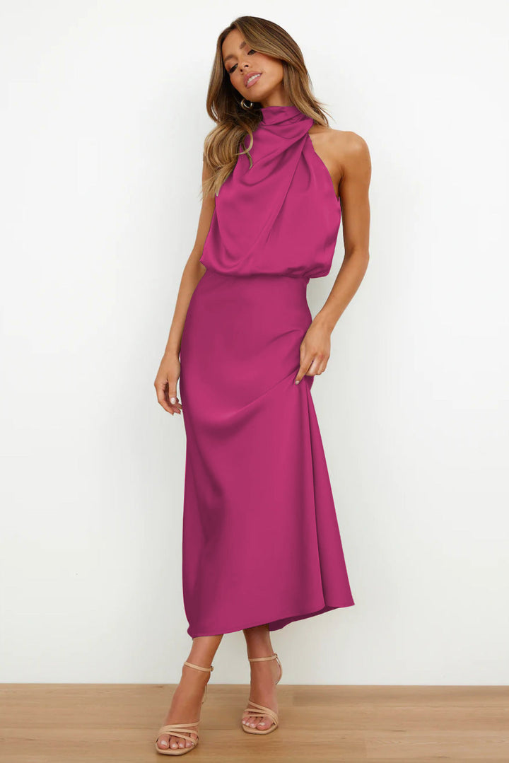 Ruby | Elegant evening dress with halter neck