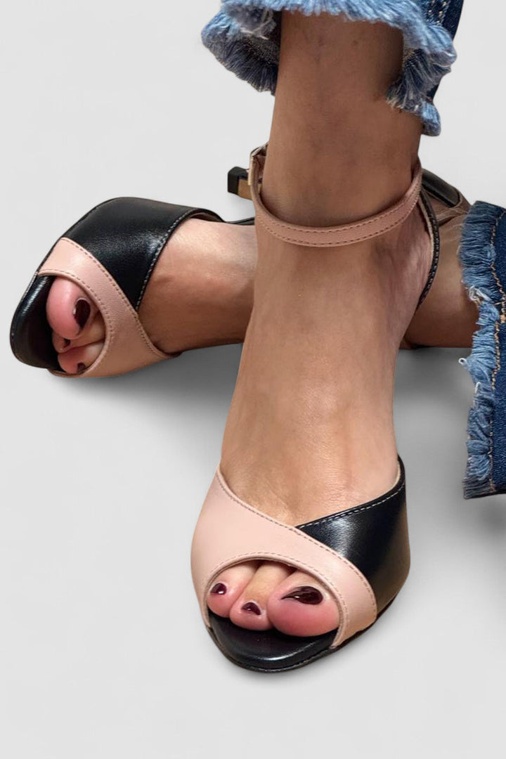 Noirella | Mid-heel shoes with ankle strap