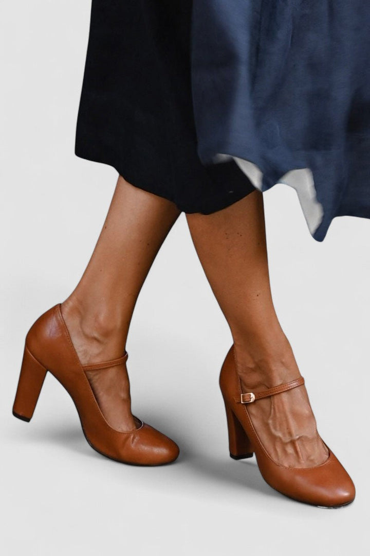 Brigid | Daily wear sandals with a small heel