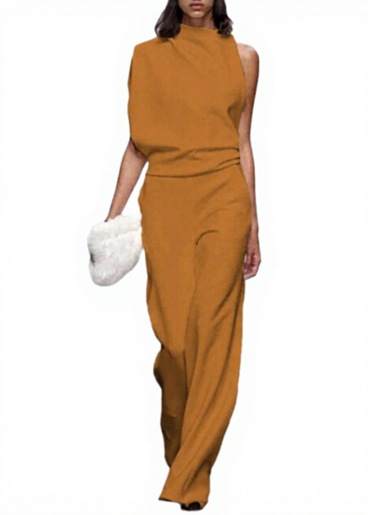 Gabby - Style and Comfort in One Look