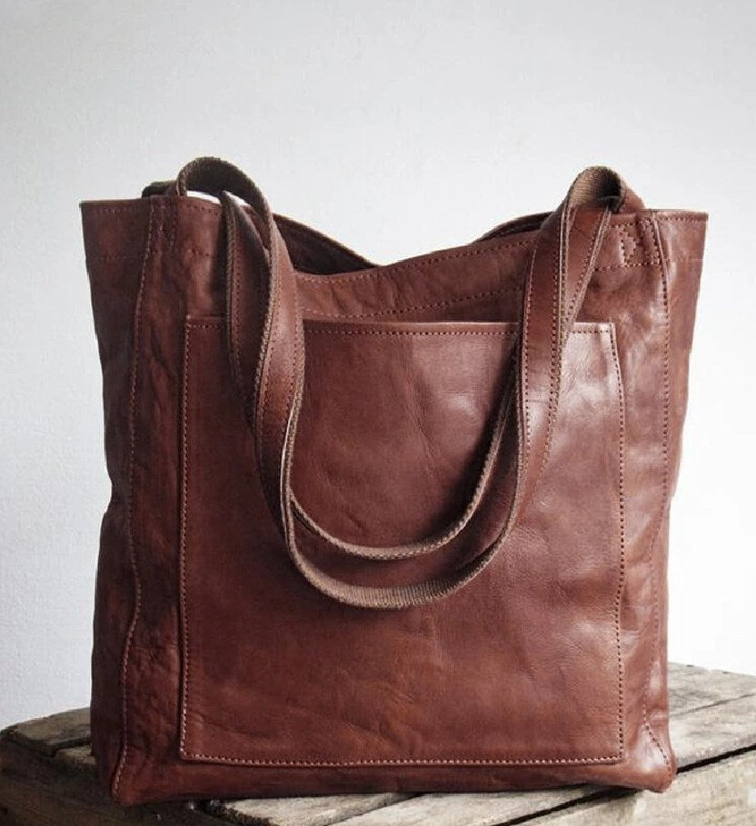 Elle - Classic Leather Shoulder Bag