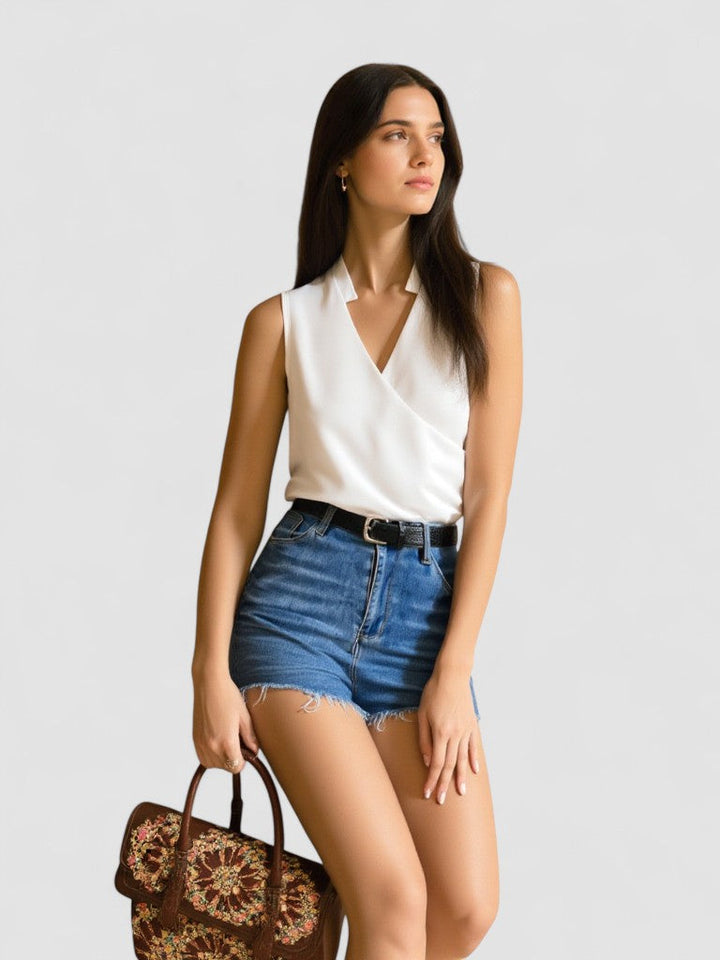 Sally | Soft Top with V-Neck
