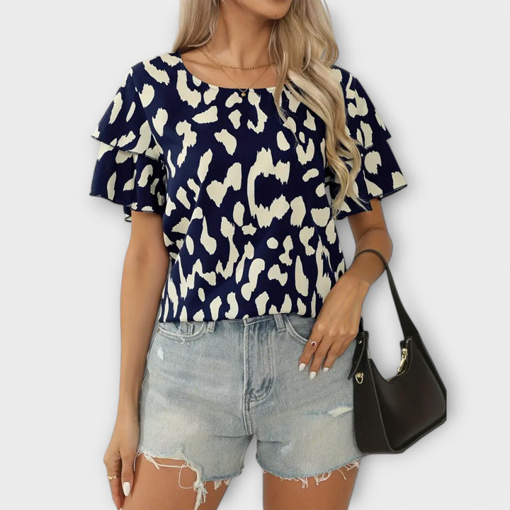 Eve | Casual blouse with round neckline
