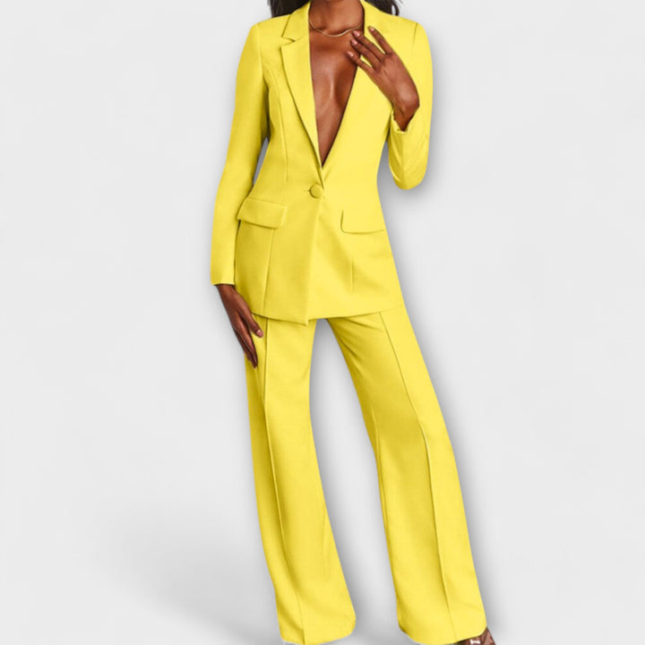 Renata - Elegant Women's Suit
