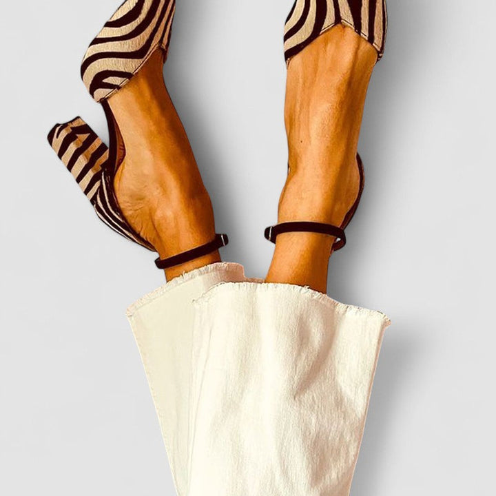 Zebrina | Medium-heeled sandals with zebra pattern
