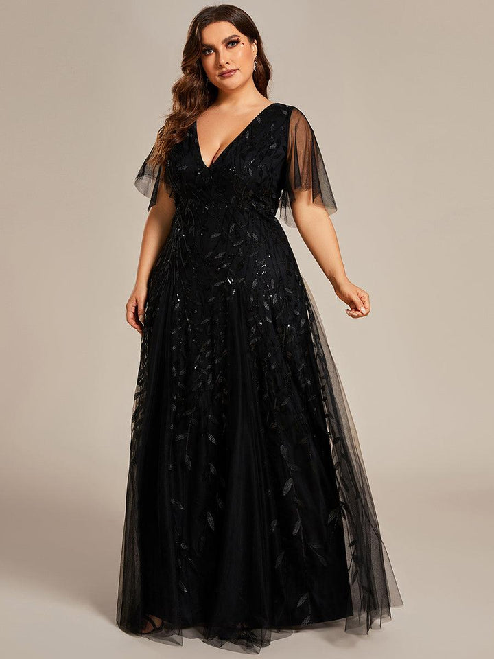 Kaylee | Long Romantic Shimmering Evening Dress with V-Neck and Straps