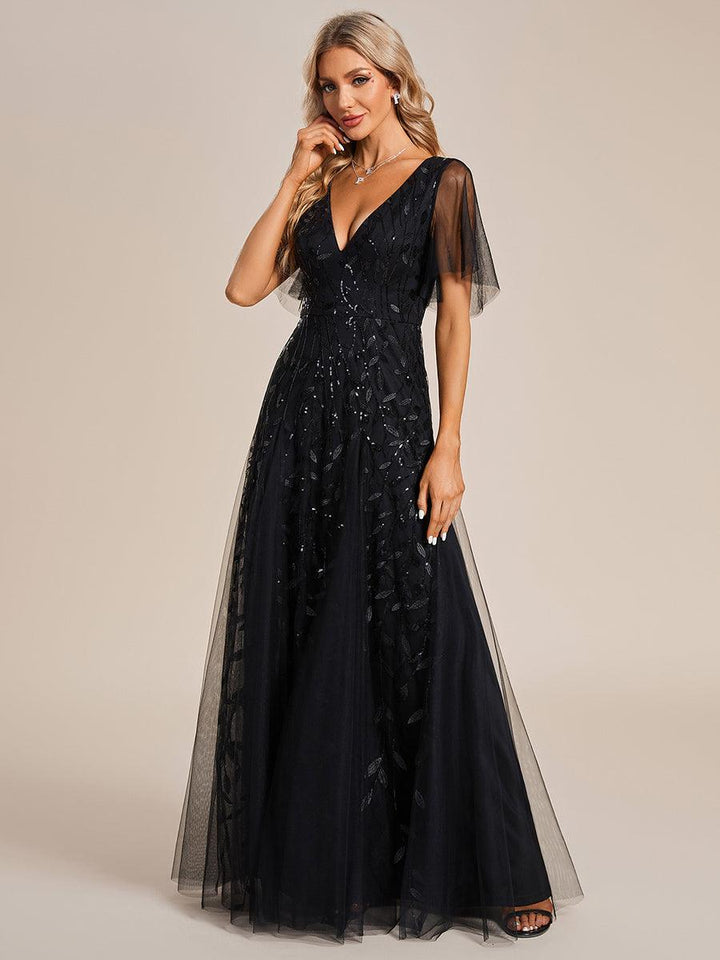 Kaylee | Long Romantic Shimmering Evening Dress with V-Neck and Straps