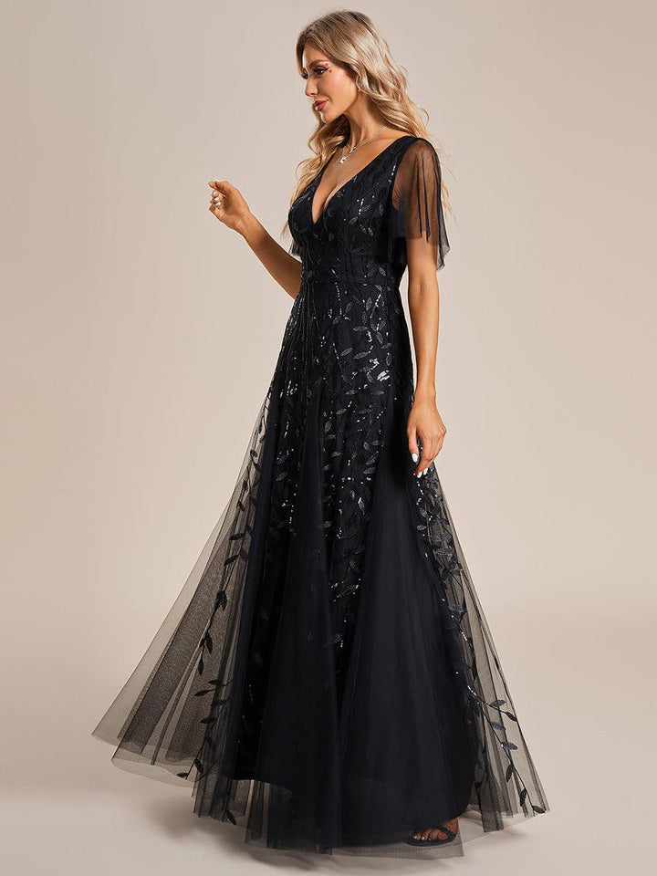 Kaylee | Long Romantic Shimmering Evening Dress with V-Neck and Straps