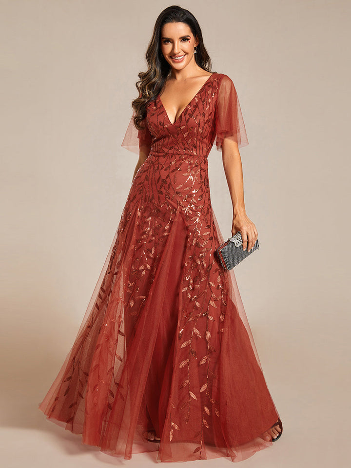 Kaylee | Long Romantic Shimmering Evening Dress with V-Neck and Straps