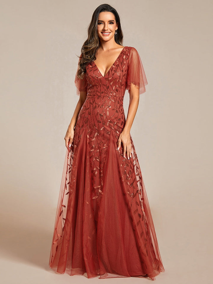 Kaylee | Long Romantic Shimmering Evening Dress with V-Neck and Straps