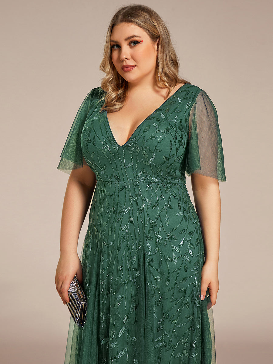 Kaylee | Long Romantic Shimmering Evening Dress with V-Neck and Straps