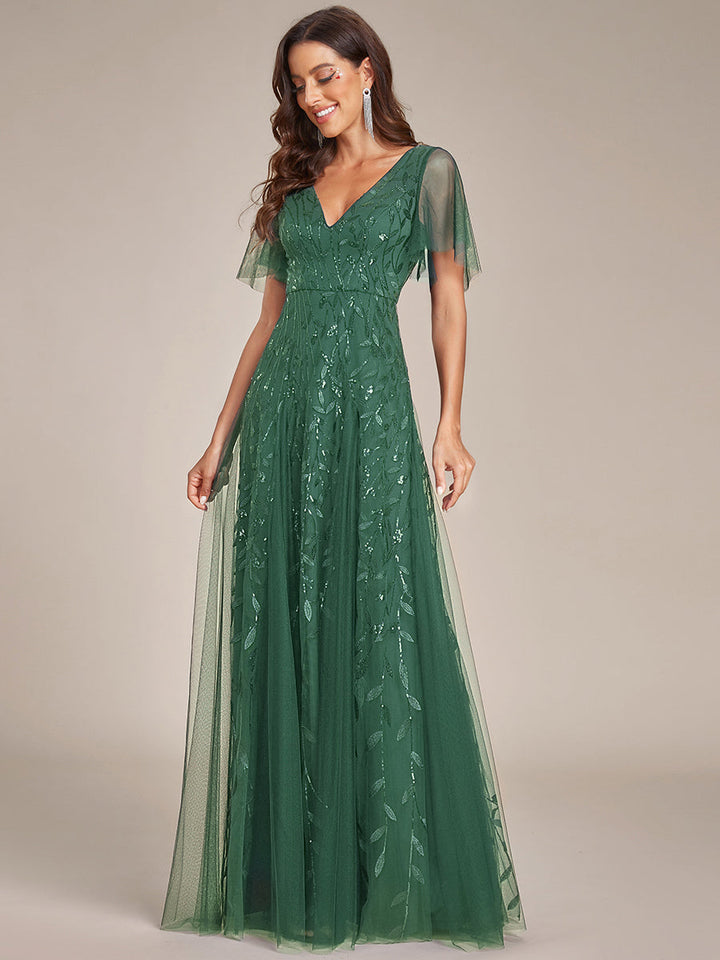 Kaylee | Long Romantic Shimmering Evening Dress with V-Neck and Straps