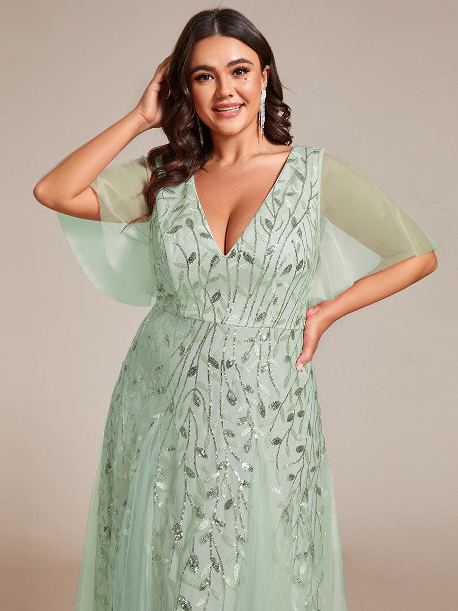 Kaylee | Long Romantic Shimmering Evening Dress with V-Neck and Straps