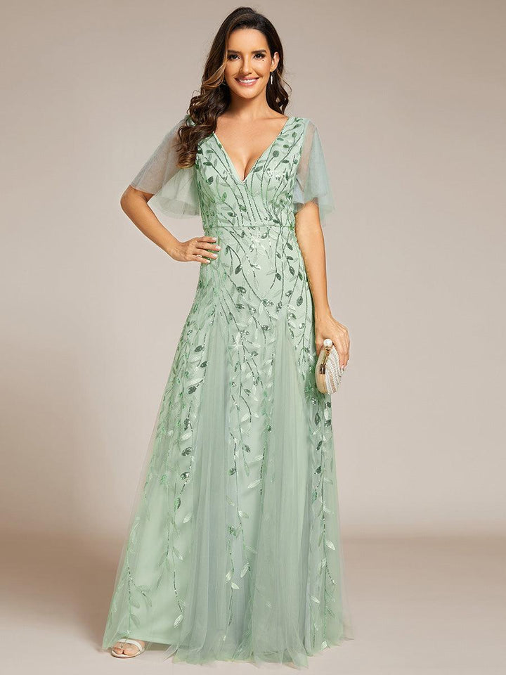 Kaylee | Long Romantic Shimmering Evening Dress with V-Neck and Straps