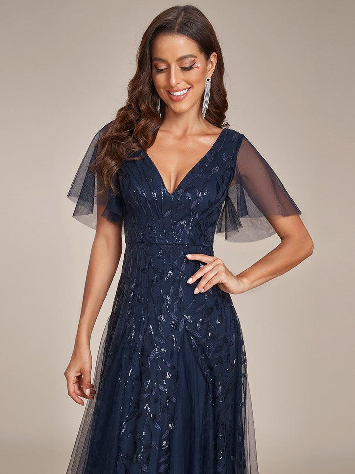 Kaylee | Long Romantic Shimmering Evening Dress with V-Neck and Straps