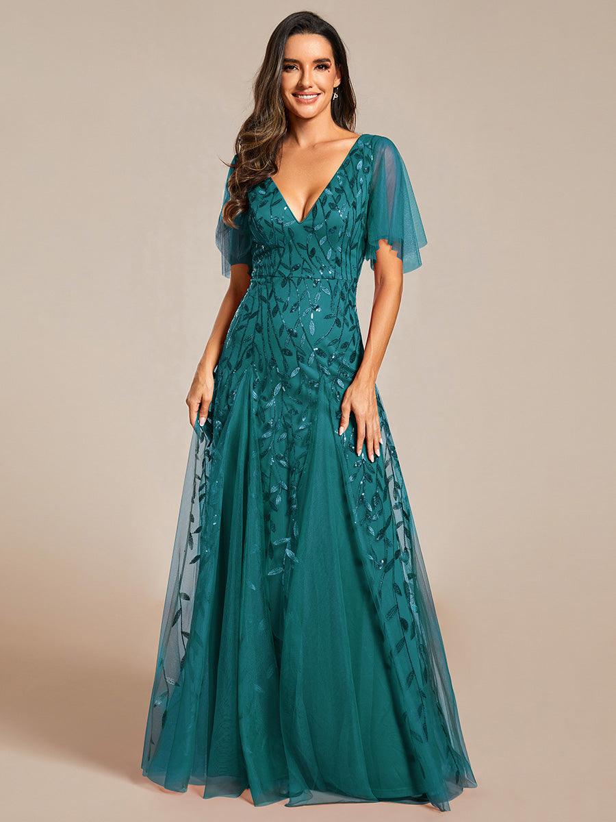 Kaylee | Long Romantic Shimmering Evening Dress with V-Neck and Straps