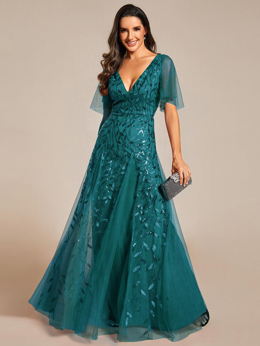 Kaylee | Long Romantic Shimmering Evening Dress with V-Neck and Straps