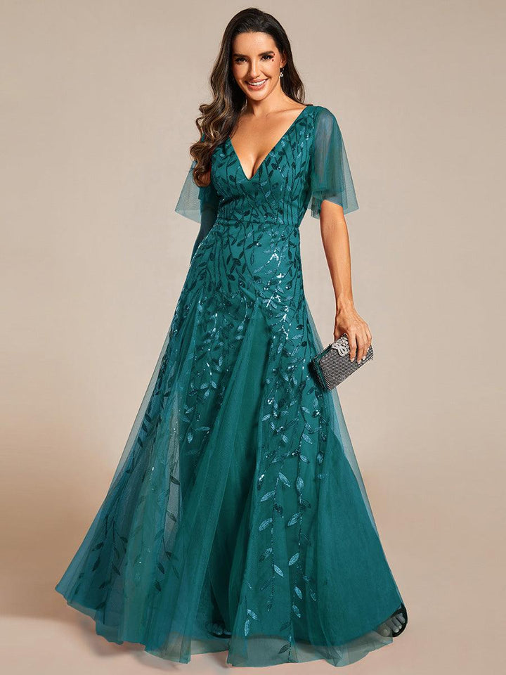 Kaylee | Long Romantic Shimmering Evening Dress with V-Neck and Straps