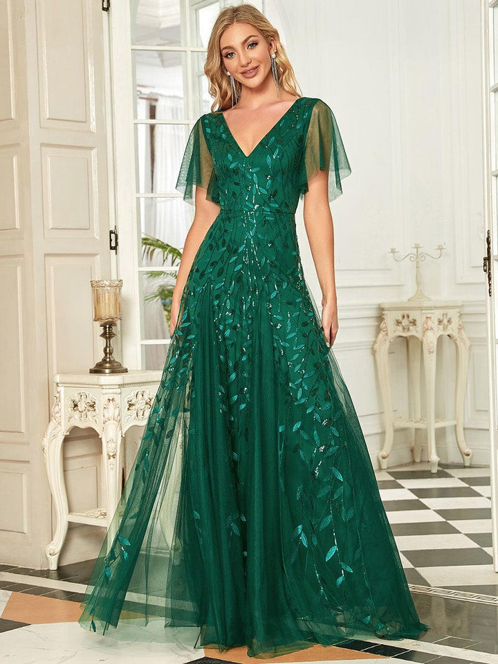 Kaylee | Long Romantic Shimmering Evening Dress with V-Neck and Straps