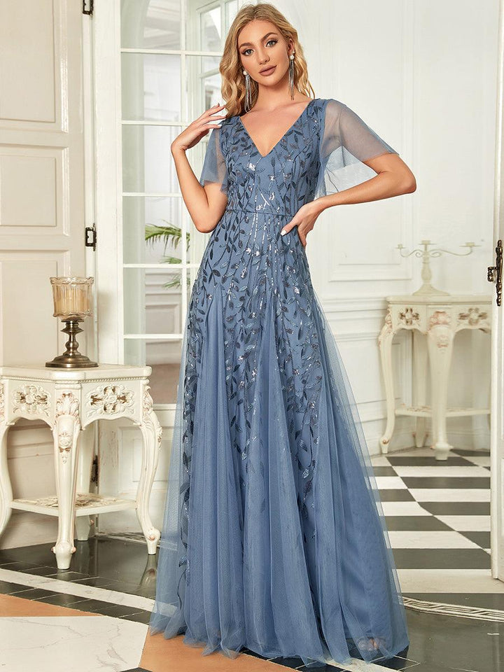 Kaylee | Long Romantic Shimmering Evening Dress with V-Neck and Straps