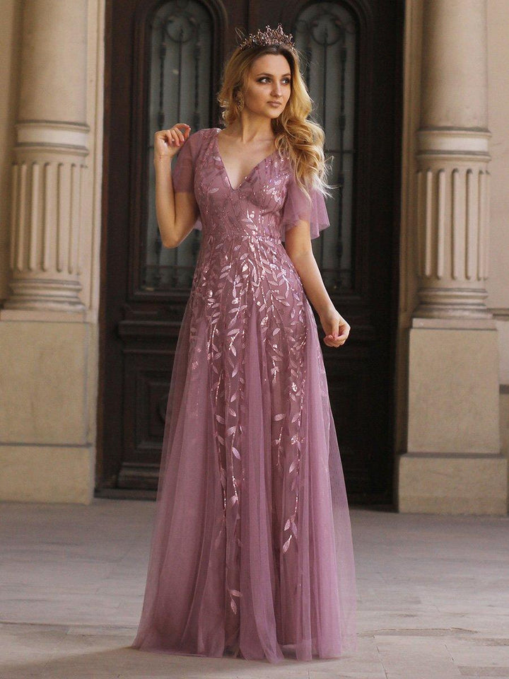 Kaylee | Long Romantic Shimmering Evening Dress with V-Neck and Straps