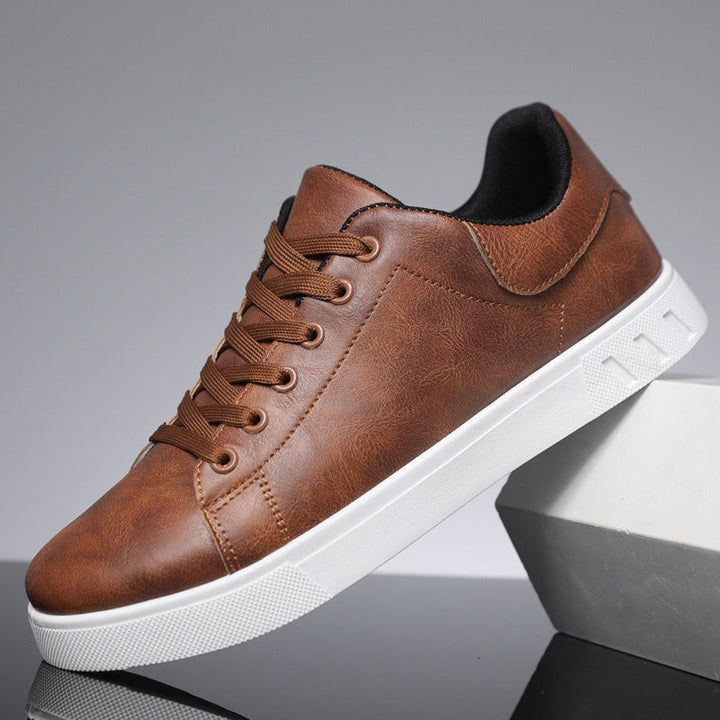 Ashton - Timeless Sneakers