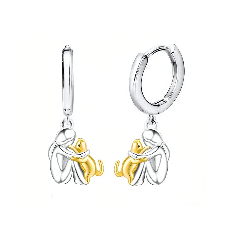Cat Hug - Earring (Round Clasp)