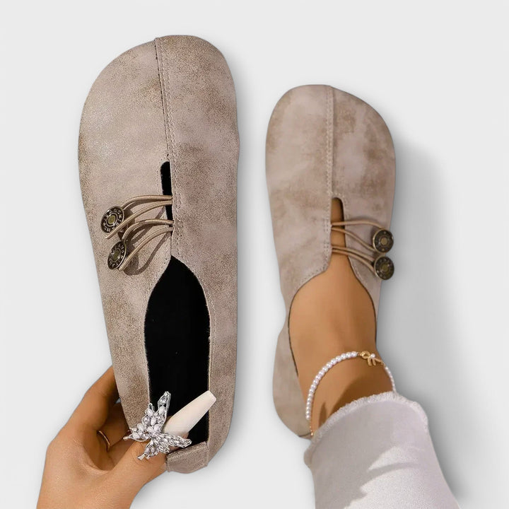 Noira | Suede Moccasin