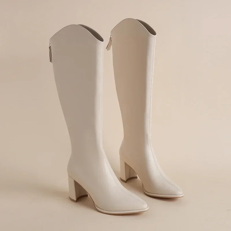 Hilda - Thick Heeled Boots of Elegance for Winter