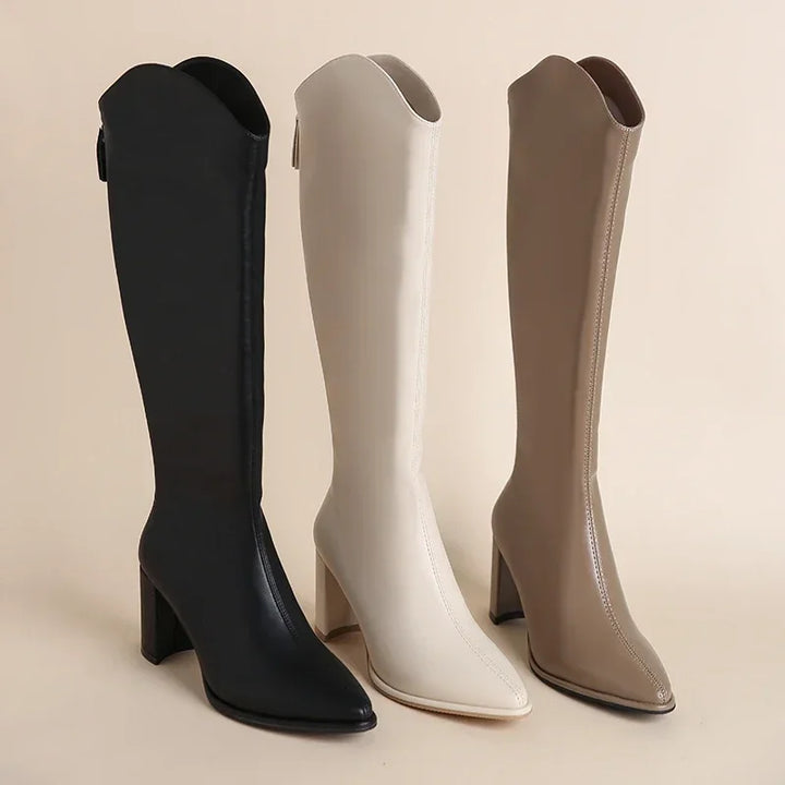 Hilda - Thick Heeled Boots of Elegance for Winter