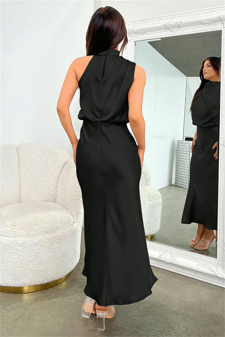 Ruby | Elegant evening dress with halter neck