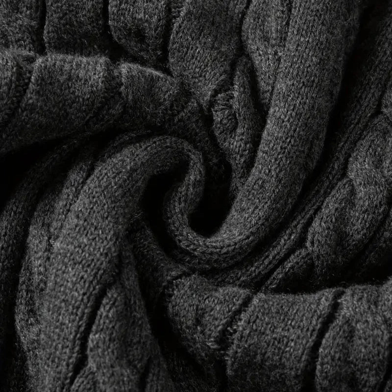 Evan - Adjustable Knit Pullover