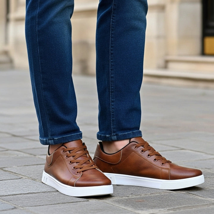 Ashton - Timeless Sneakers