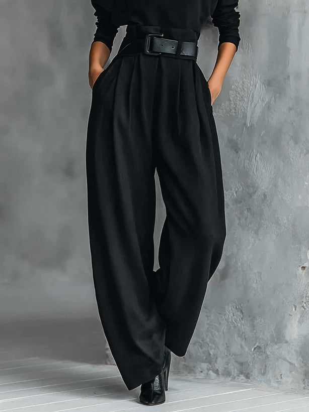 Nadine - Black Set with High Collar & Pants