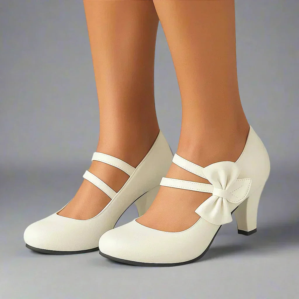 Belva | Heels with Bow