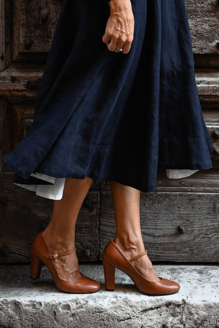 Brigid | Daily wear sandals with a small heel