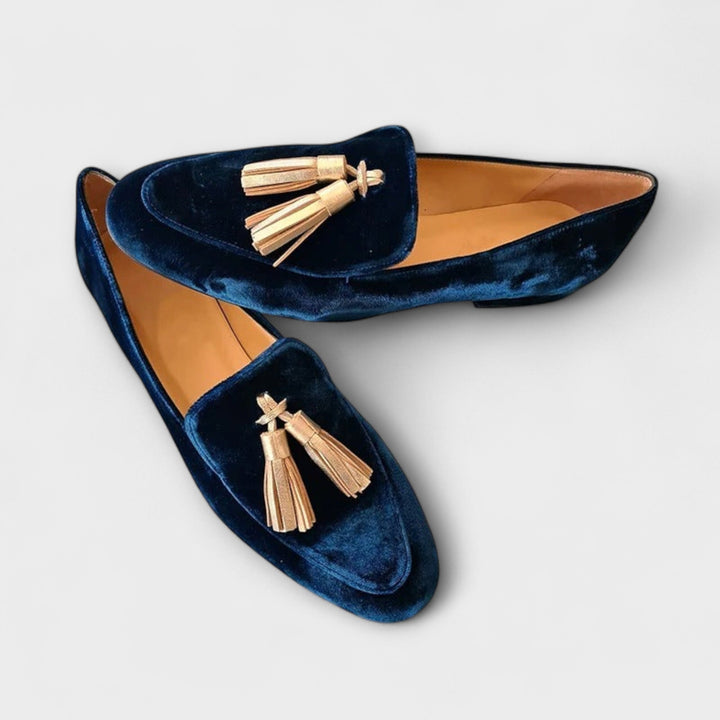 Quinnlyn | Vintage-Inspired Moccasins with Fringes
