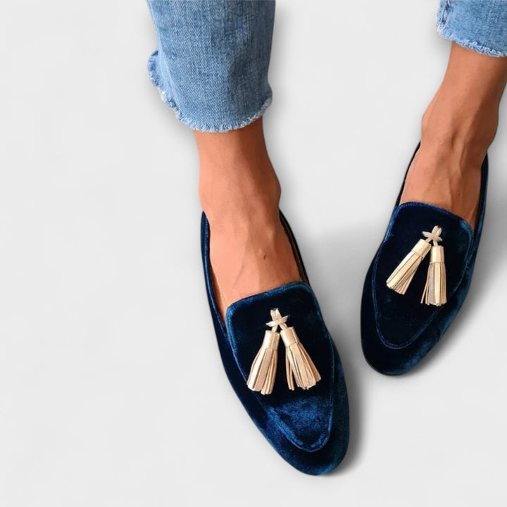 Quinnlyn | Vintage-Inspired Moccasins with Fringes