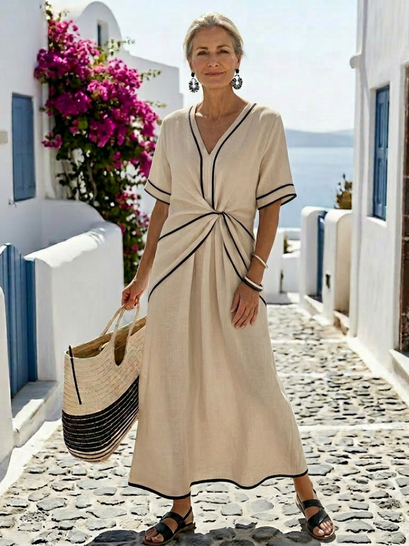 Story | Midi dress with V-neck and gathered waist