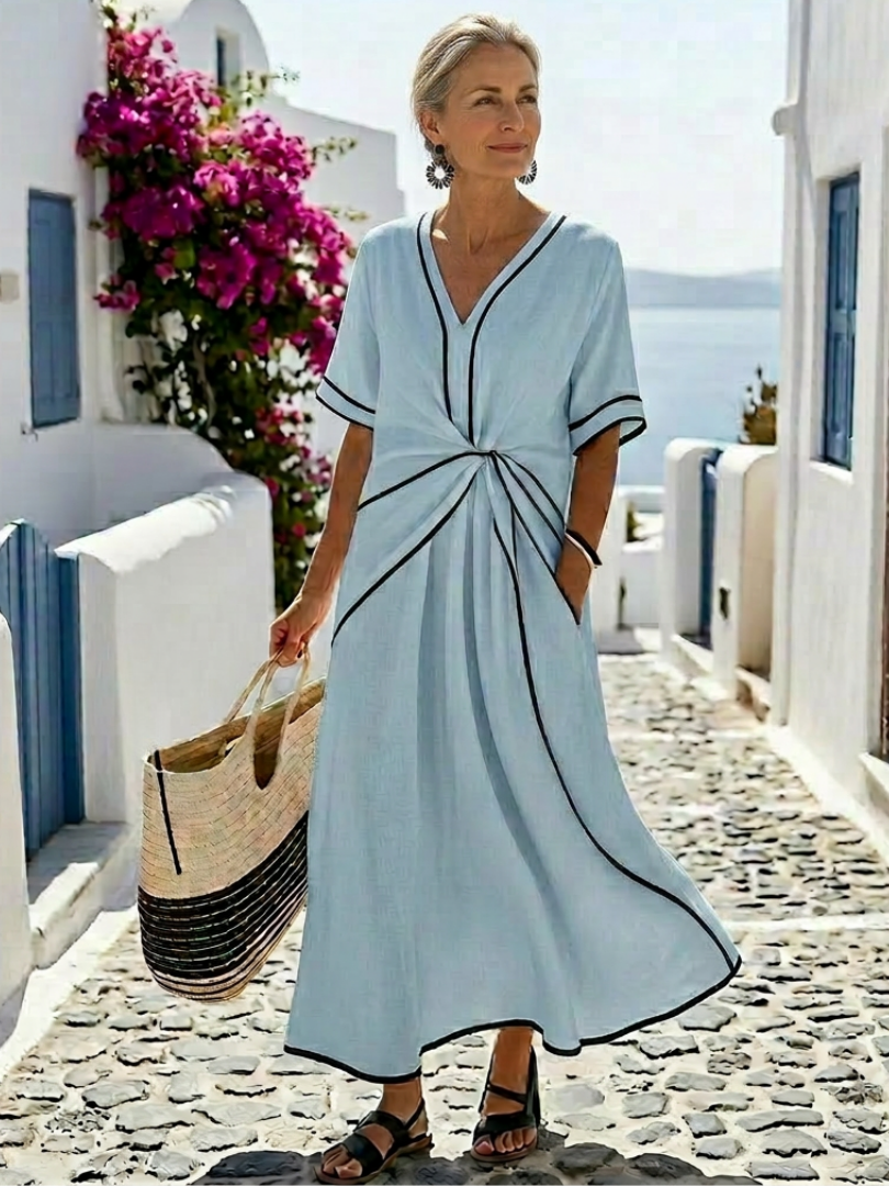 Story | Midi dress with V-neck and gathered waist