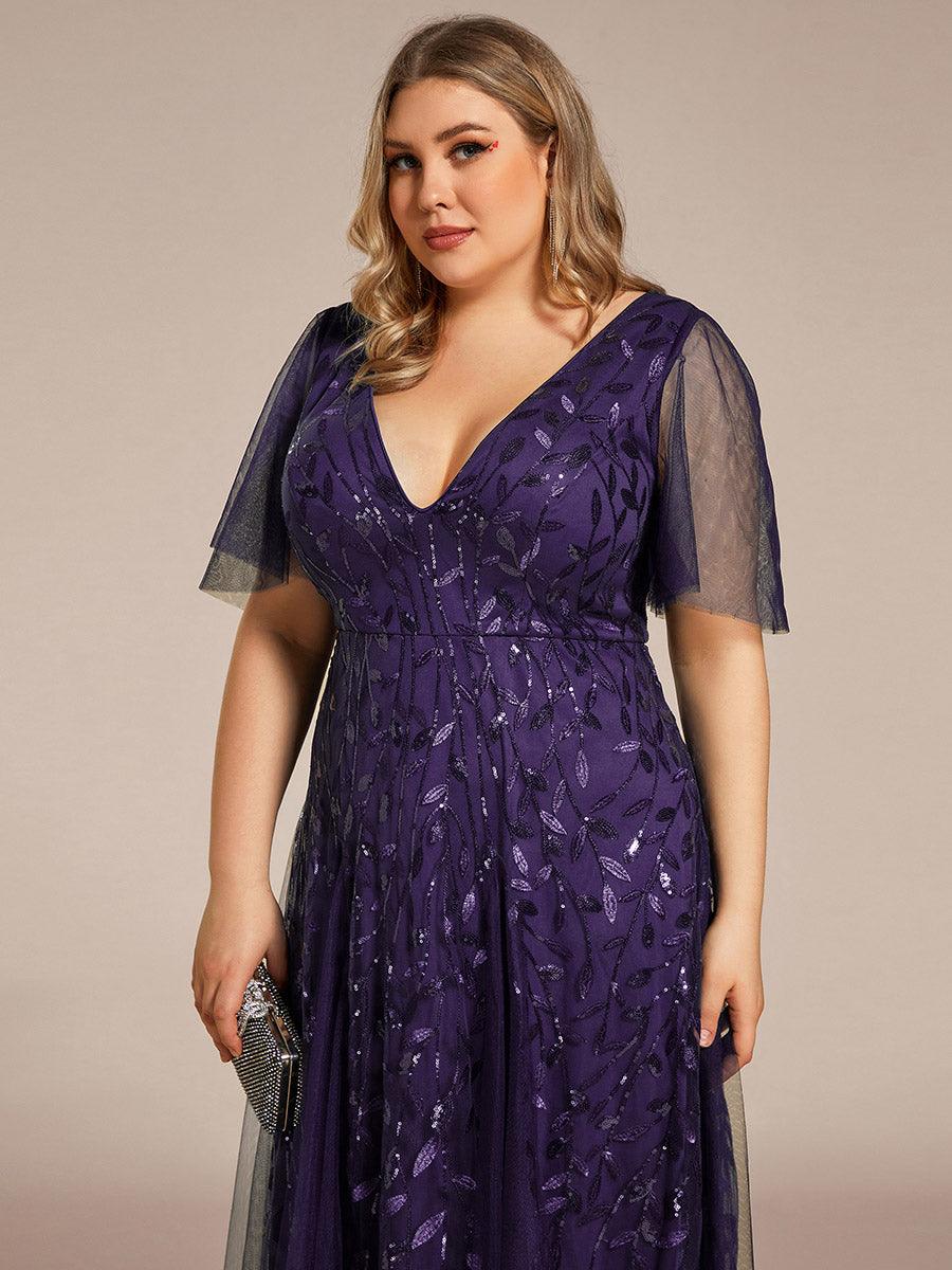 Kaylee | Long Romantic Shimmering Evening Dress with V-Neck and Straps