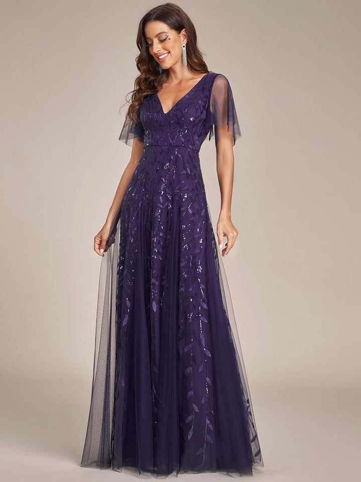 Kaylee | Long Romantic Shimmering Evening Dress with V-Neck and Straps