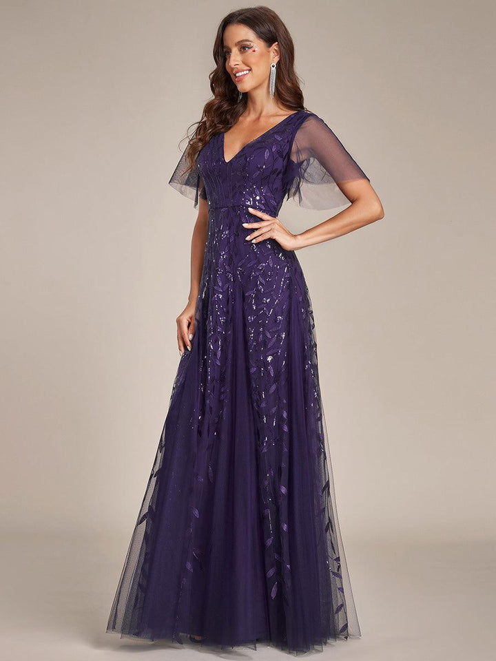 Kaylee | Long Romantic Shimmering Evening Dress with V-Neck and Straps