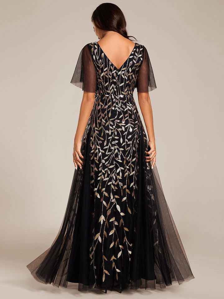 Kaylee | Long Romantic Shimmering Evening Dress with V-Neck and Straps