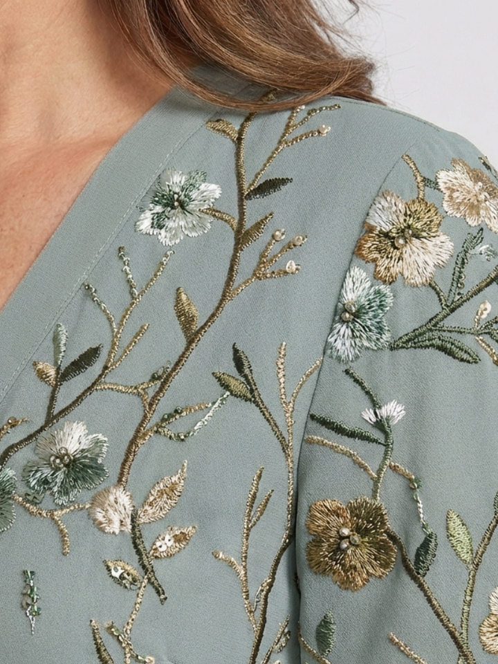 Emily | Embroidered maxi dress with V-neck