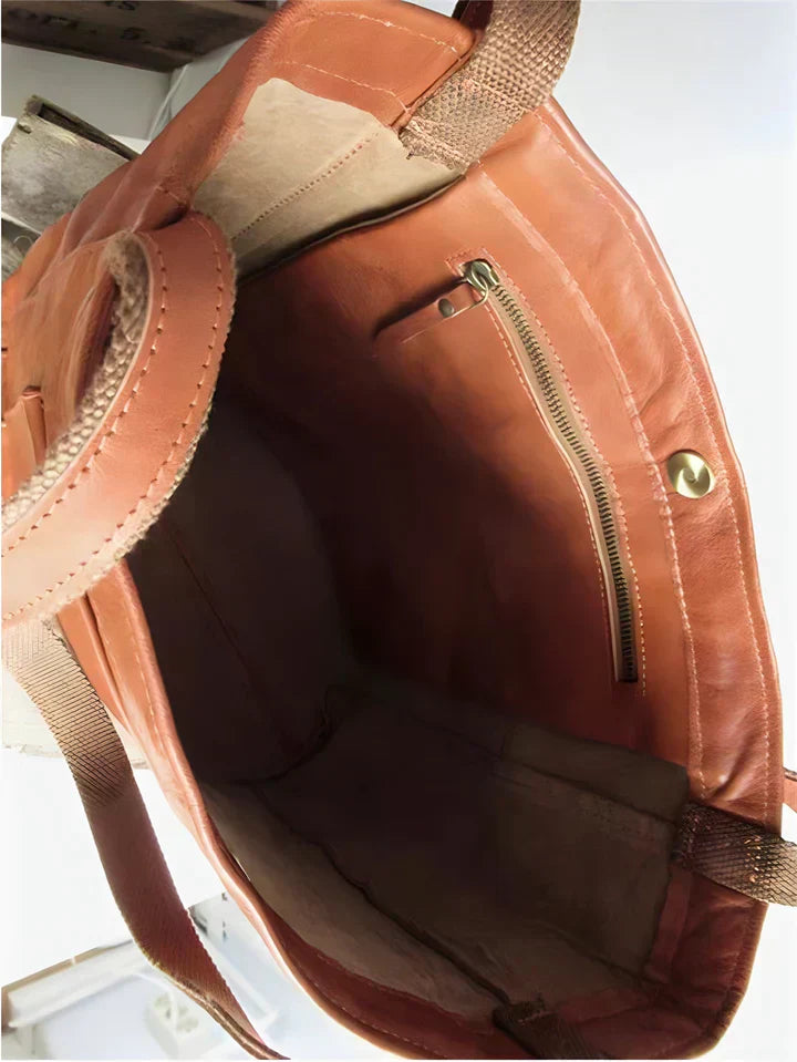 Elle - Classic Leather Shoulder Bag