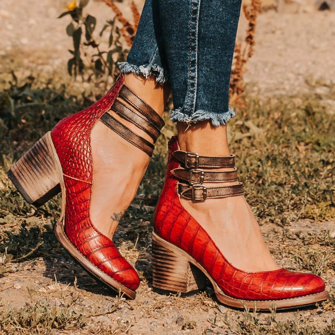 Ginevra | High heels with multiple straps and thick sole