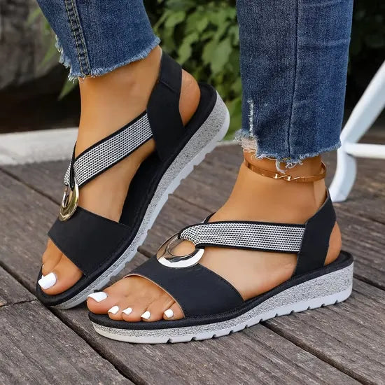 Wilma | Chic Sandals with Adjustable Support