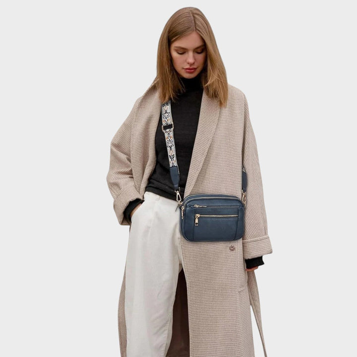 Lia - Refined Shoulder Bag